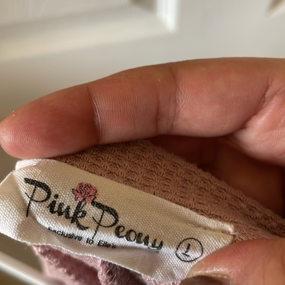 Pink peony waffle knit slouchy v neck top rose mauve - Picture 6 of 6